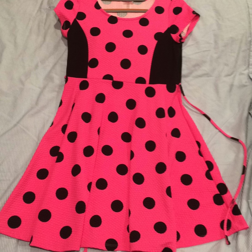 Dress - Picture 2 of 7